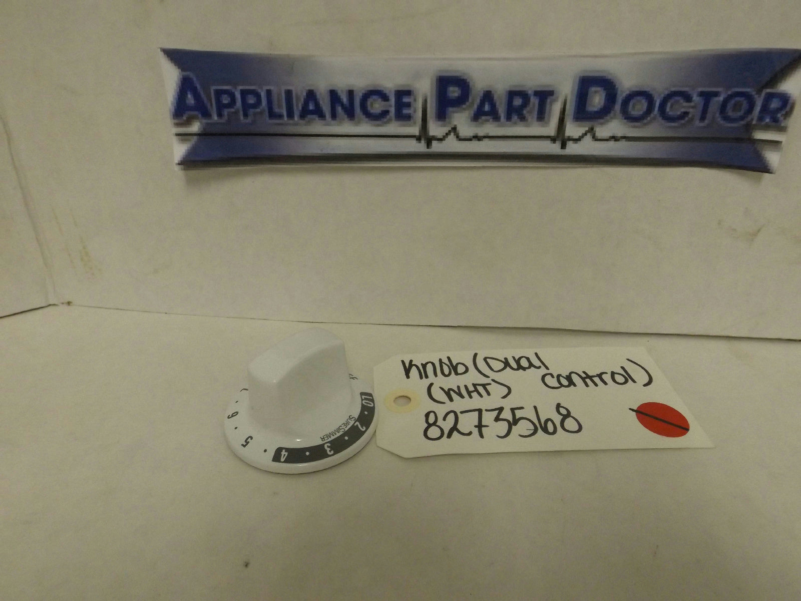 KENMORE FRIGIDAIRE STOVE 8273568 DUAL CONTROL KNOB (WHT) USED KENMORE FRIGIDAIRE STOVE 8273568 DUAL CONTROL KNOB (WHT) USED